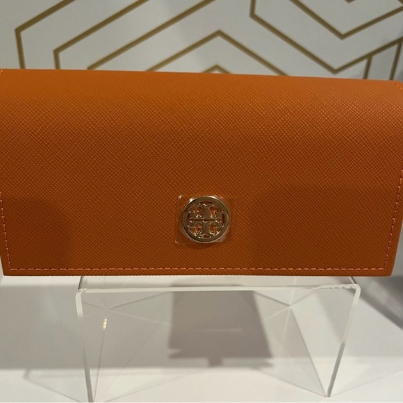 Tory Burch Violet Sunnies - Picture 4 of 7